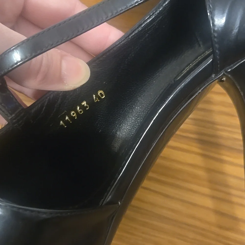 Dolce & Gabbana Heels - Picture 7 of 7
